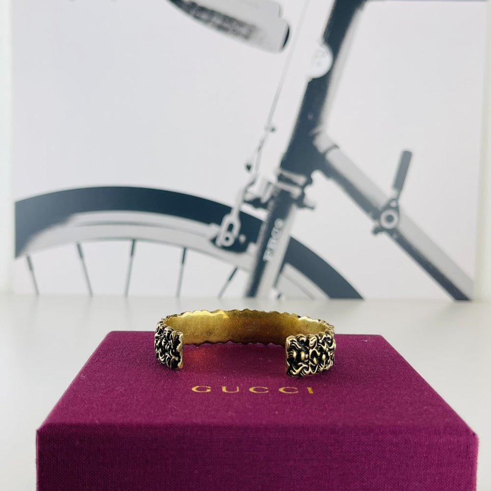 Gucci Brass Gold Lion Mane Cuff Bracelet Crystal L - Picture 3 of 6